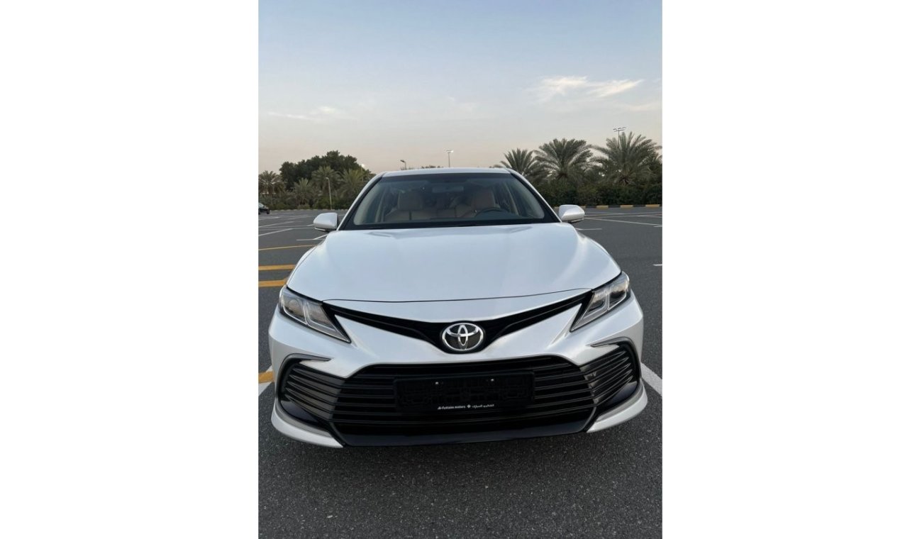 Toyota Camry S