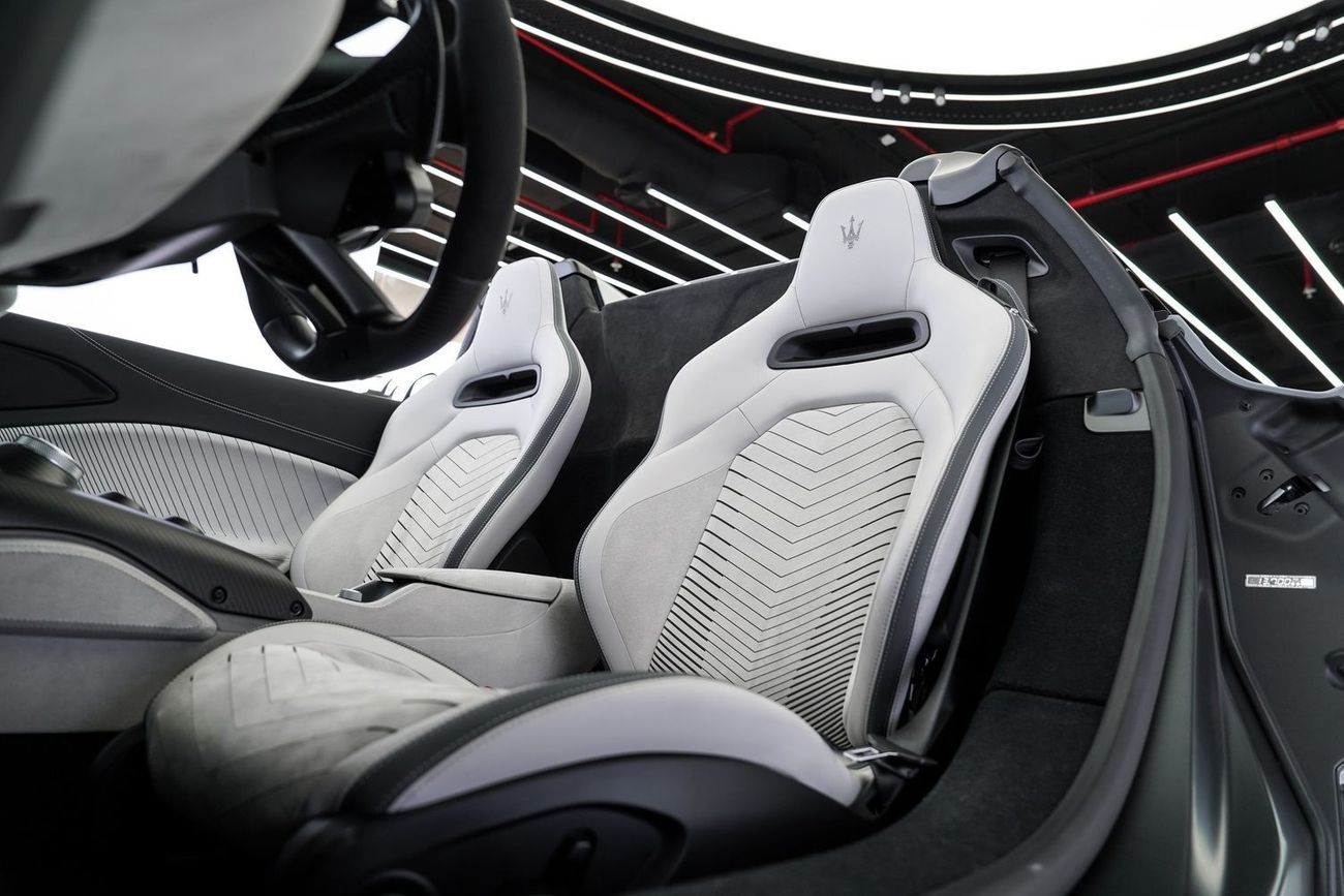 مازيراتي MC20 تشيلو Maserati MC20 Cielo