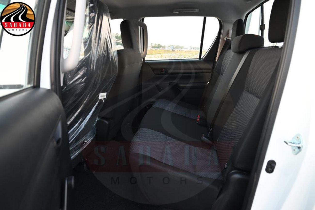 Toyota Hilux Double Cab Pickup 2.4L 4x4