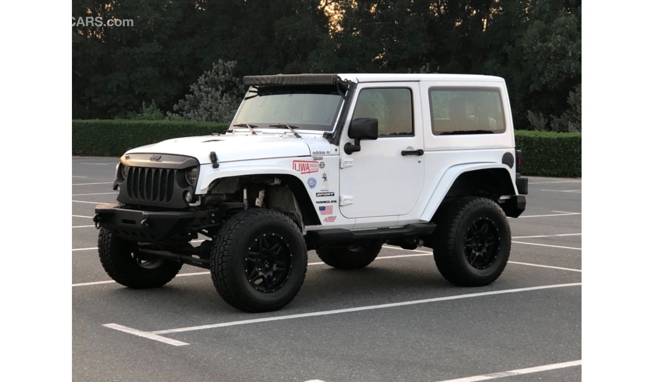 Jeep Wrangler Sport MODEL 2016  original paint GCC car perfect condition inside and outside full option one  owner