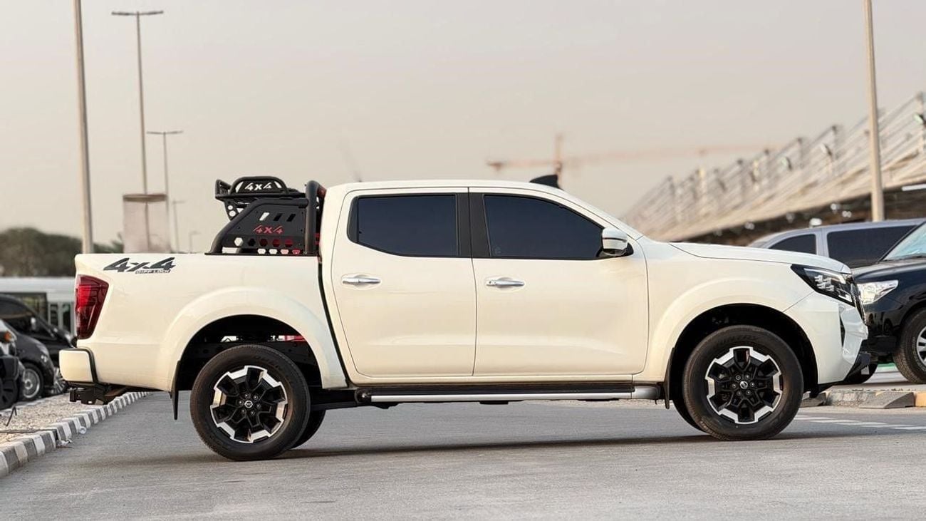 نيسان نافارا -