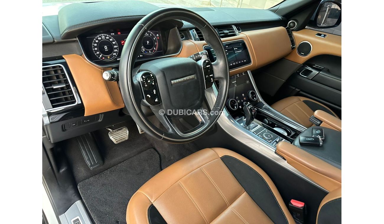 Land Rover Range Rover Sport Range Rover Sport 6v supercharged 2019  Price: 195.000 dirhams  Mileage: 95.000 km  Gulf specificati