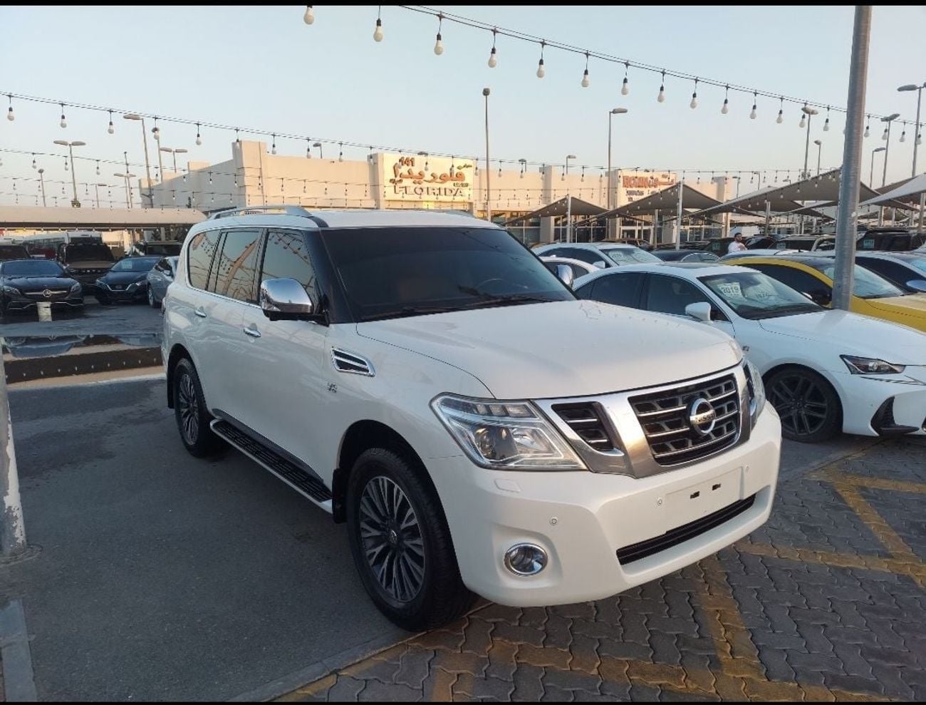 نيسان باترول SE Platinum City 5.6L