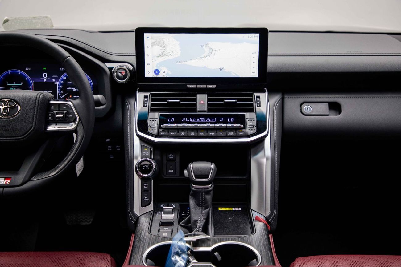 تويوتا لاند كروزر GRS 3.5L - Black Inside Maroon | Export Only