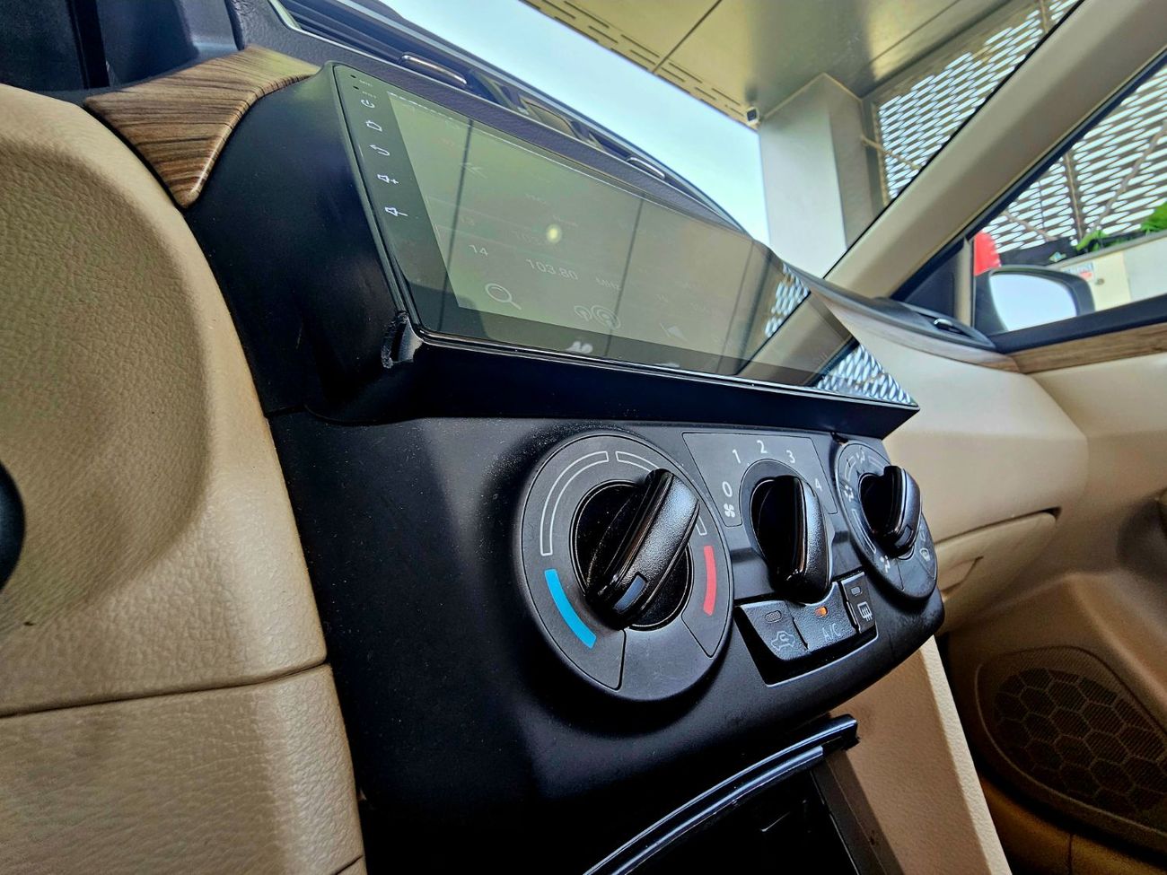 سوزوكي سياز GCC/ 1.5 V4/ NON ACCIDENT/ LOW MILEAGE/  EXCELLENT CONDITION