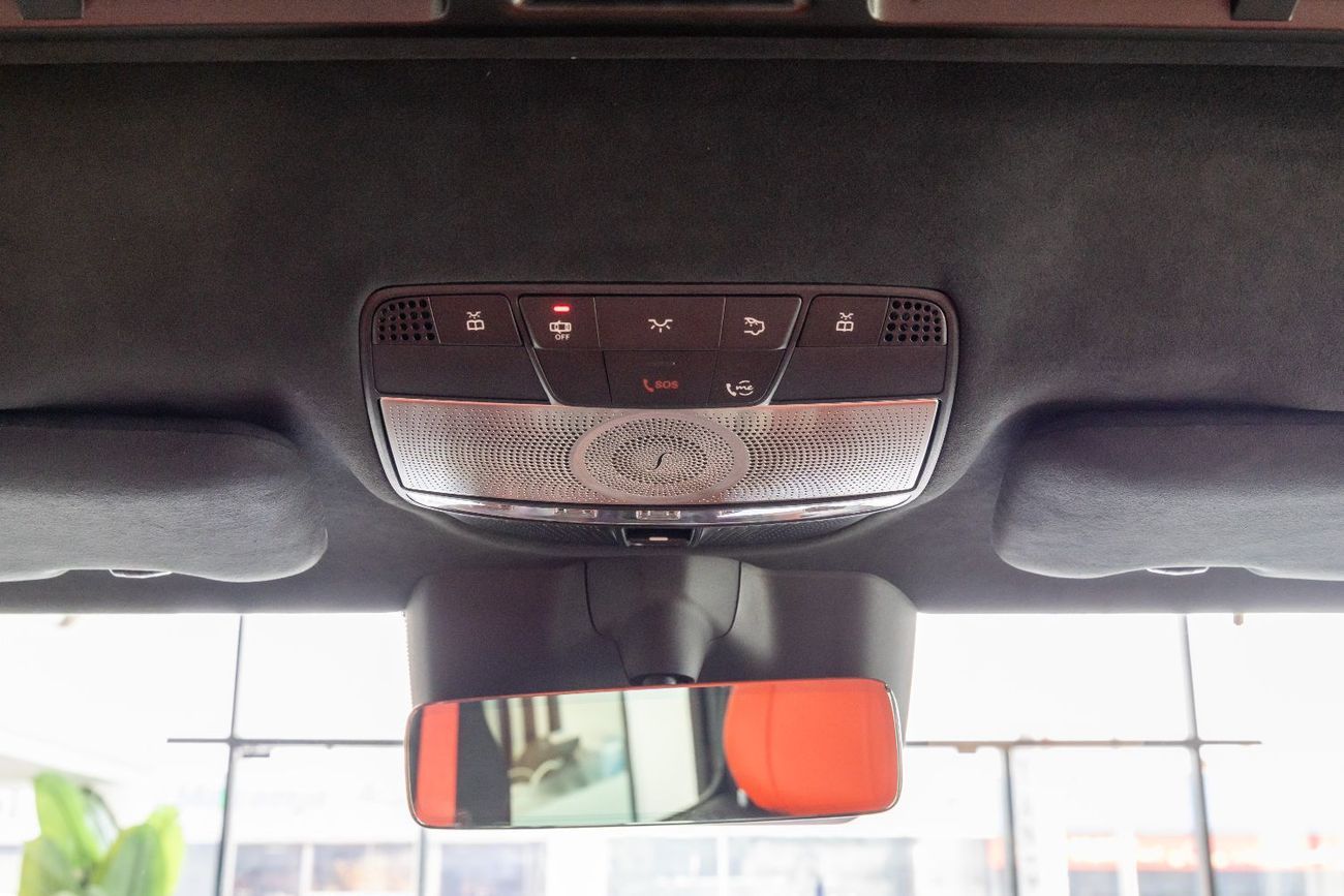 Mercedes-Benz G 63 AMG 4MATIC SUV Mercedes Benz G63 AMG - Double Night Package - Fully Loaded- Carbon Fiber Interior 2025