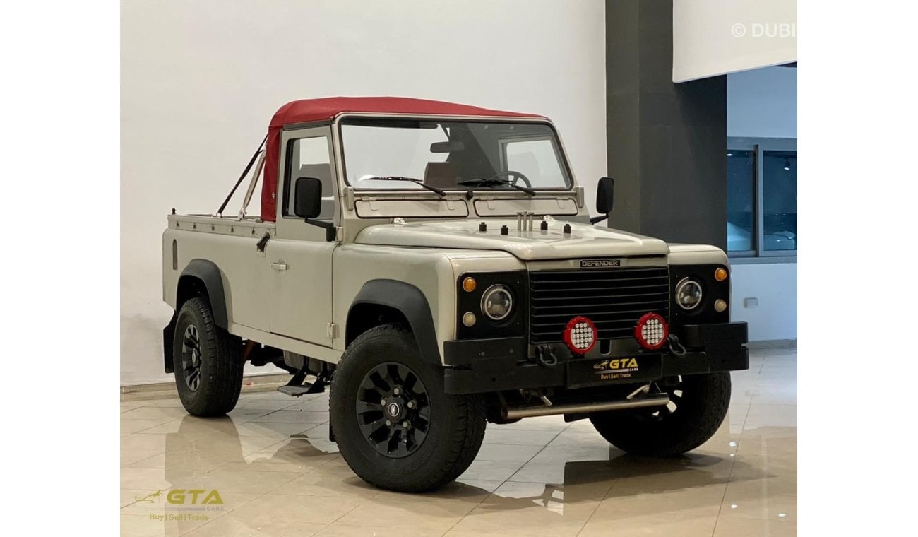 Land Rover Defender 1990 Land-Rover Defender 110 Pick-Up, GCC