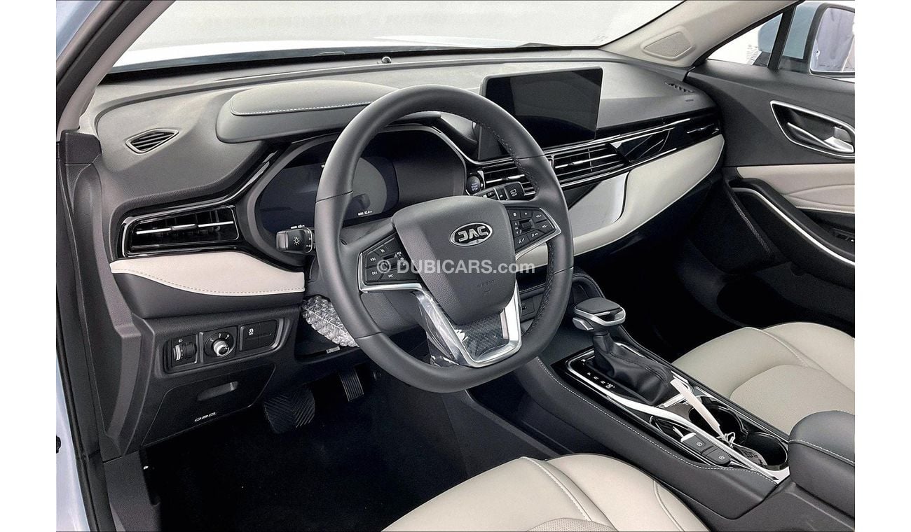 JAC JS4 Intelligent| 1 year free warranty | Exclusive Eid offer