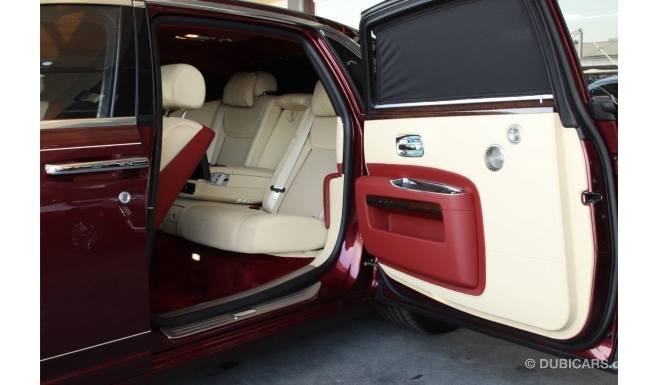 Rolls-Royce Ghost 6.0L V12 Extended Wheelbase Zero Km | Bespoke Design One of One | Special Scala Red Color Edition