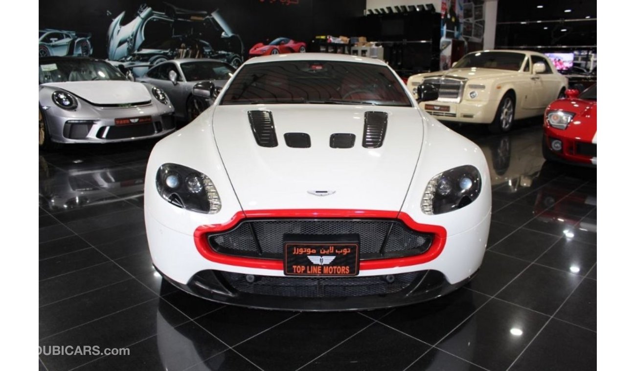 Aston Martin V12 Vantage