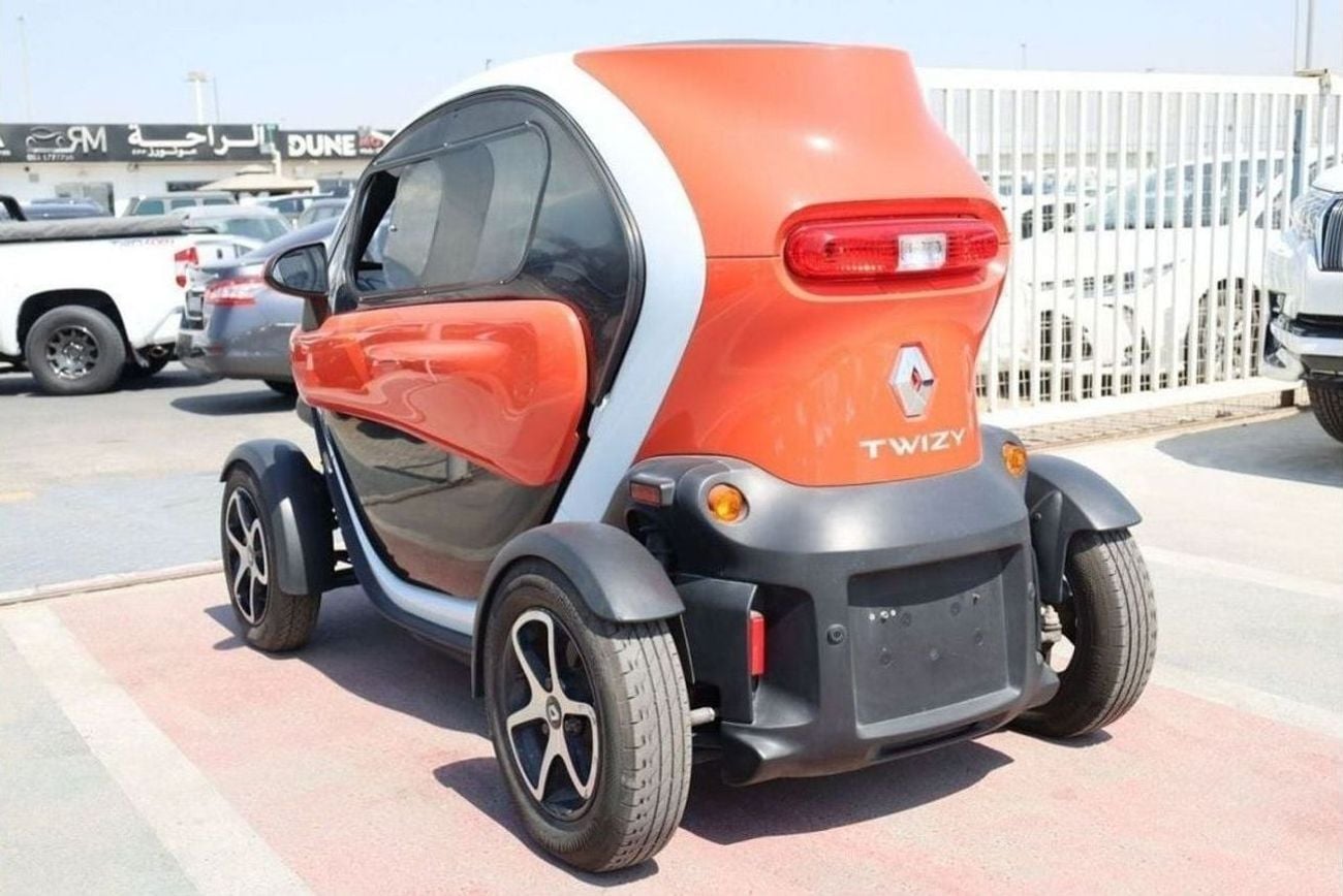 Renault Twizy STD (NON GCC) Std Renault_TWIZY_FULL_ELECTRIC_2018_2017_FULL_ELECTRIC_2SEATS_ELECTRIC