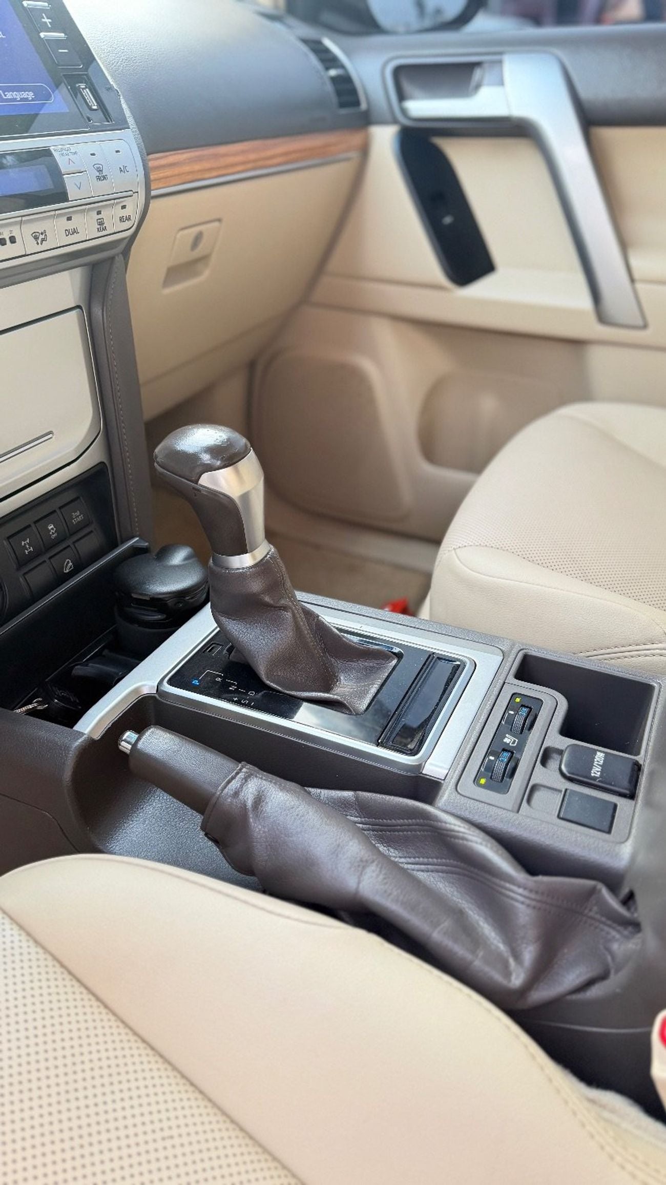 تويوتا برادو 2020 Model VXR V6 4.0L Engine Full Option Very Clean Title