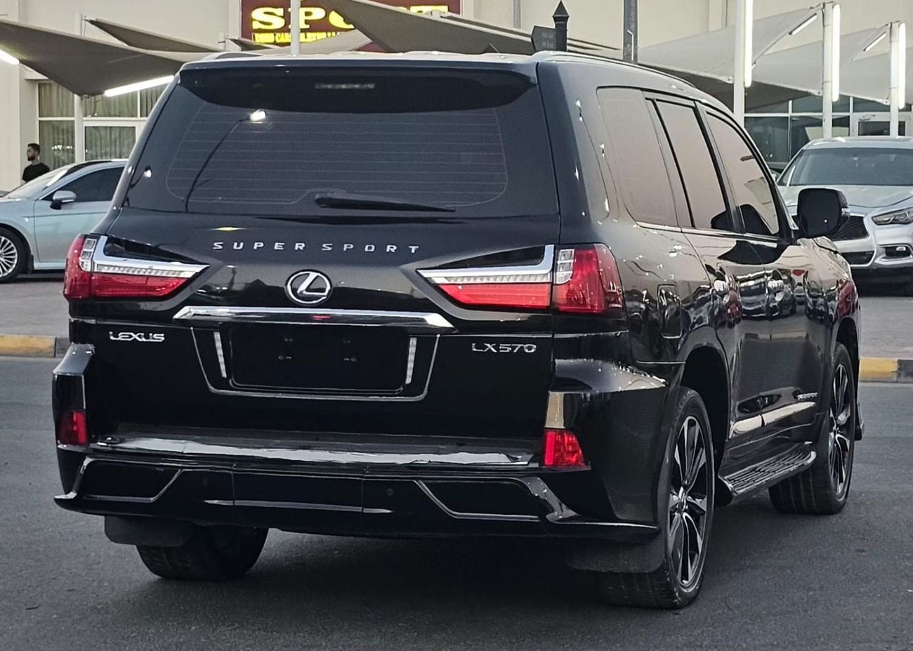 Lexus LX570 NAVIGATION SPORT