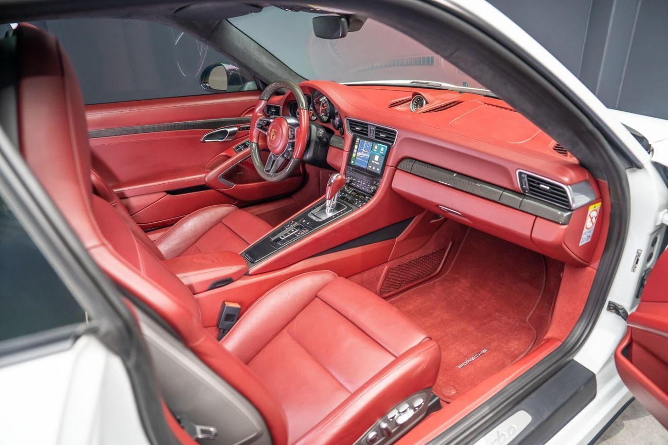 Porsche 911 8,725x48 • 20% DP • 2017 Porsche 911 Turbo 991.2 3.8L 540 BHP • Porsche Warranty December 2028 • GCC