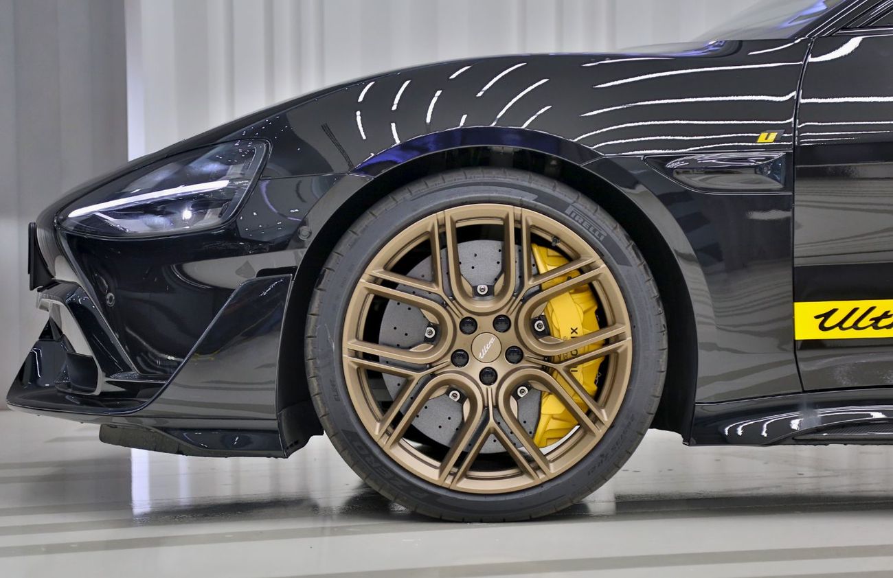 Xiaomi SU7 Ultra 2025 Standard Edition (EXPORT ONLY)