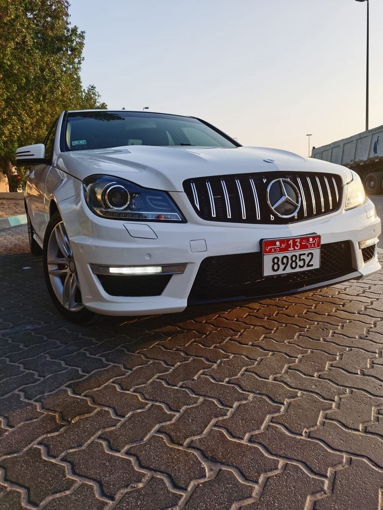 مرسيدس بنز C 300