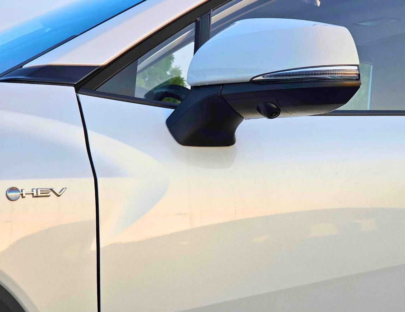 Toyota Corolla Cross ELITE HYBRID/ 2.0L V4 /FULL OPTION/ FRONT&REAR CAMERA, DRIVER POWER SEAT / CODE#CRCHCF