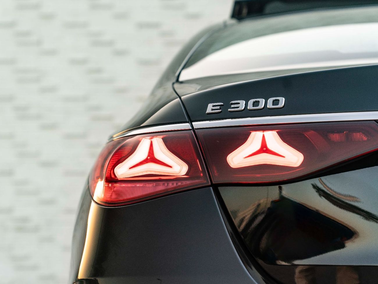 مرسيدس بنز E300 E300