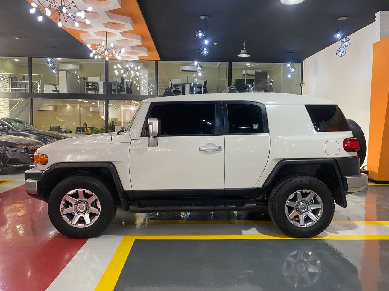Toyota FJ Cruiser GXR AED  2,685 EMi @ 0% DP | 2022 | Under warranty | GCC | 4.0L | AWD |