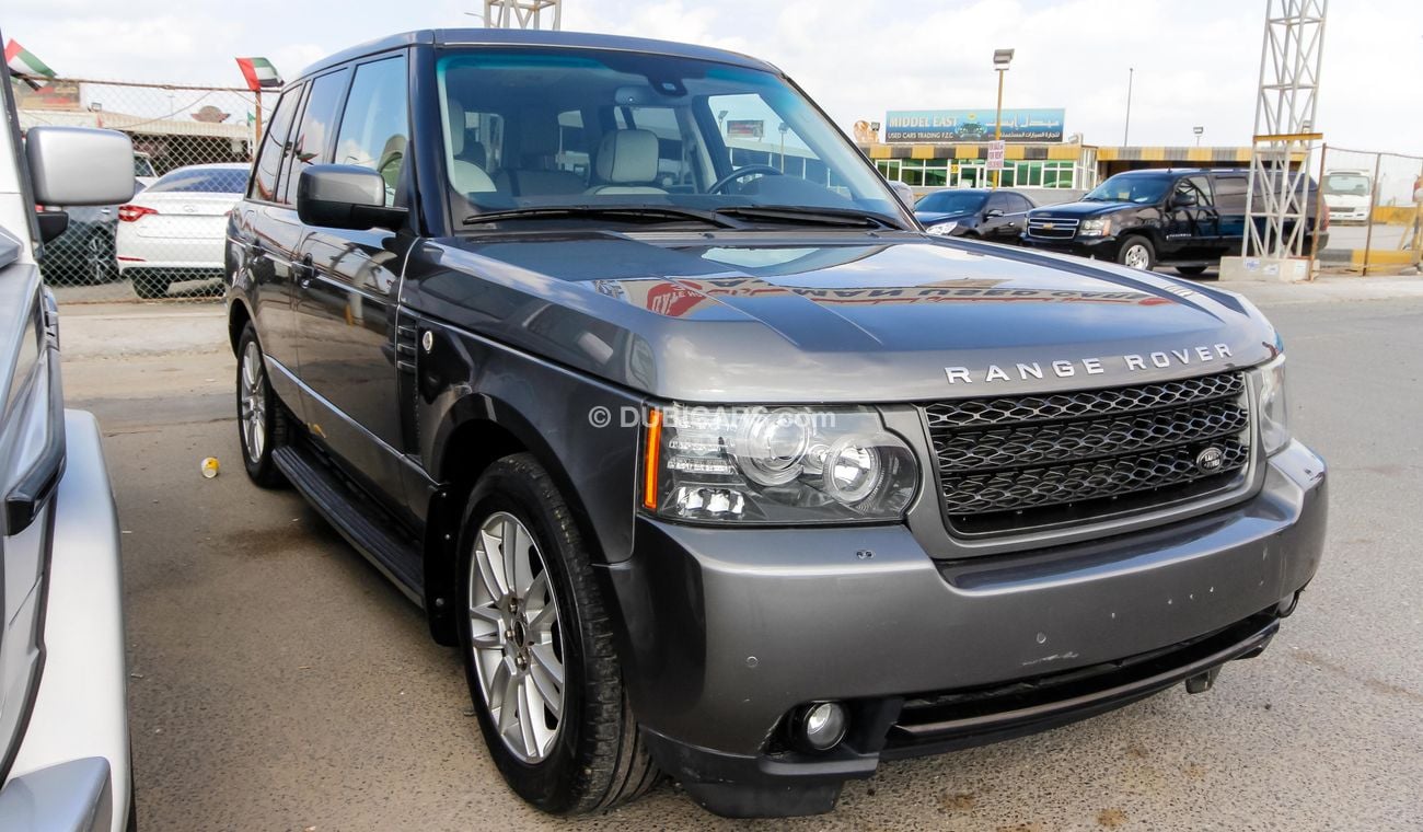 Used Land Rover Range Rover 2012 for sale in Dubai - 88103