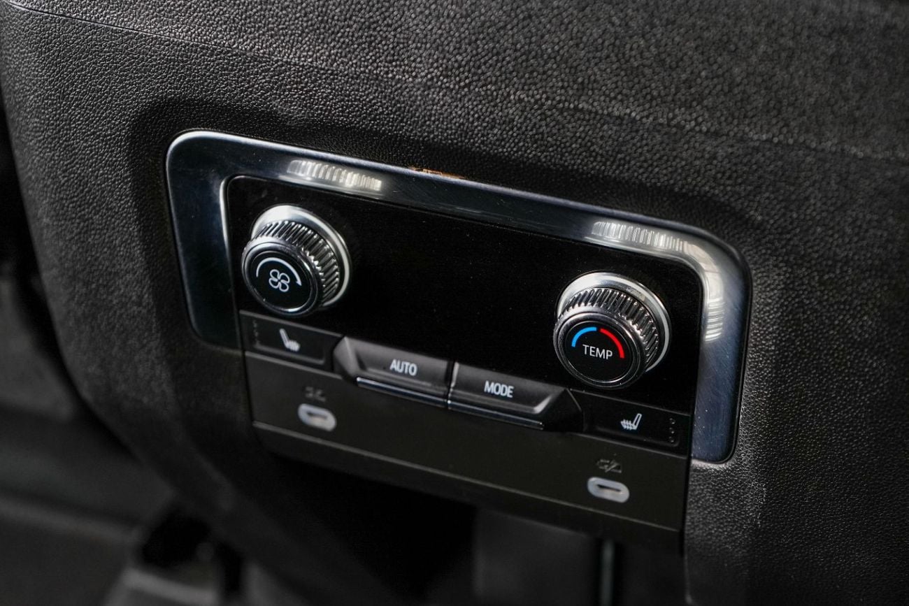 جي أم سي يوكون AT4- GCC-Al Ghandi warranty till 14/07/2026 - Full service history in Agency