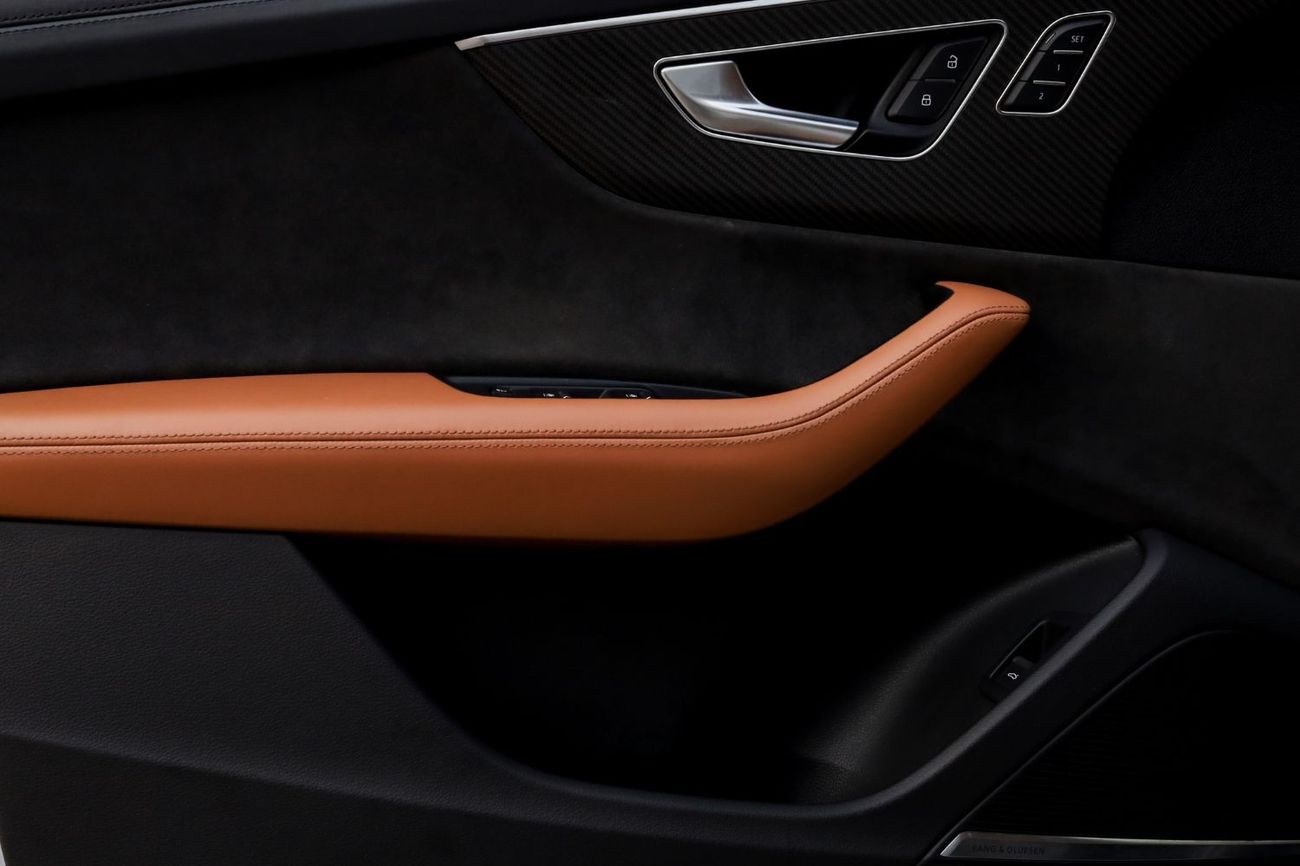 Audi RS Q8 Audi RSQ8 TFSI Quattro 2021 GCC under Warranty with Flexible Down-Payment/ Flood Free.