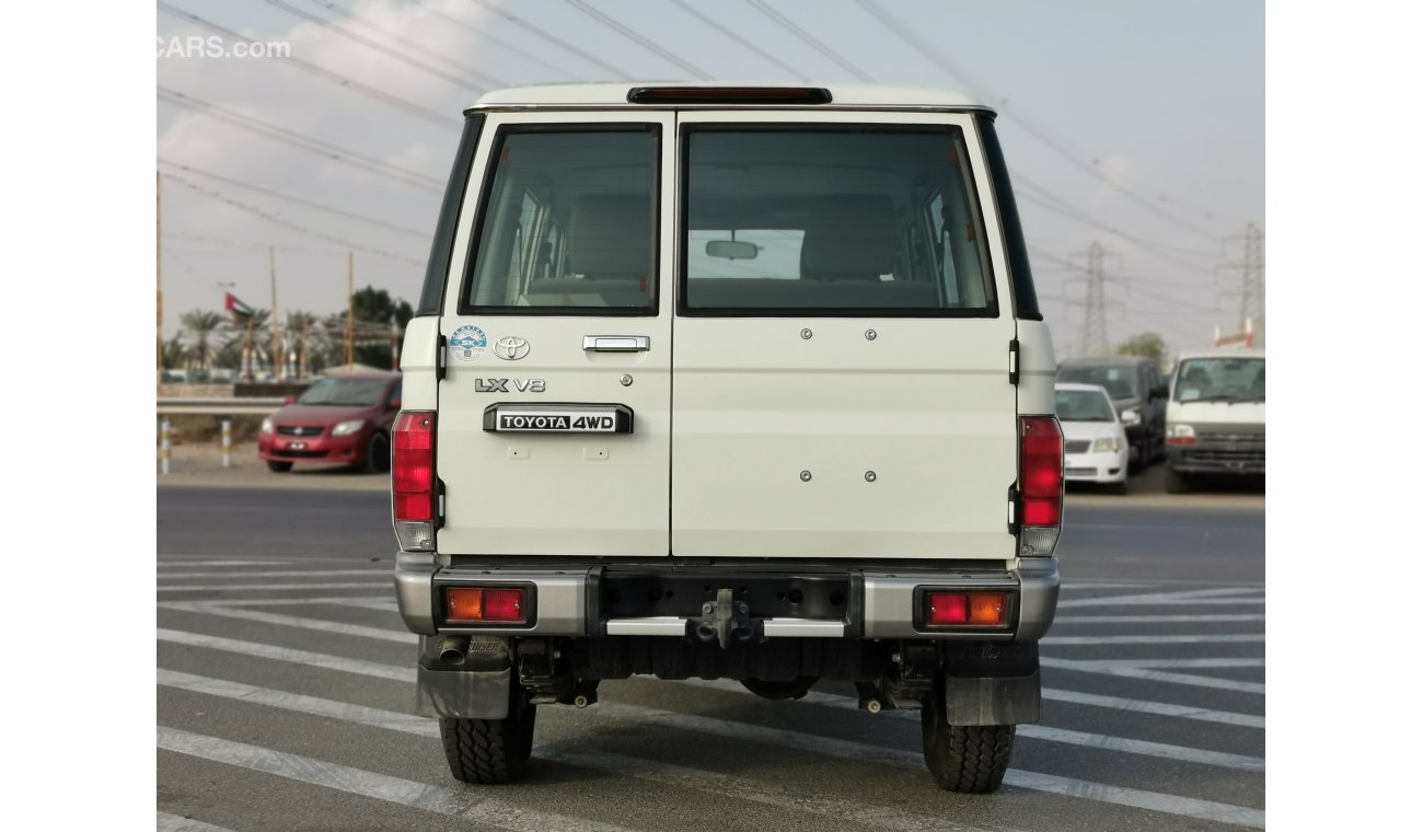 Toyota Land Cruiser Hard Top 4.5L, 16' Tyre, Central Door Lock System, Power Window, Power Mirror, 4WD Gear Box, CODE-LCWH20