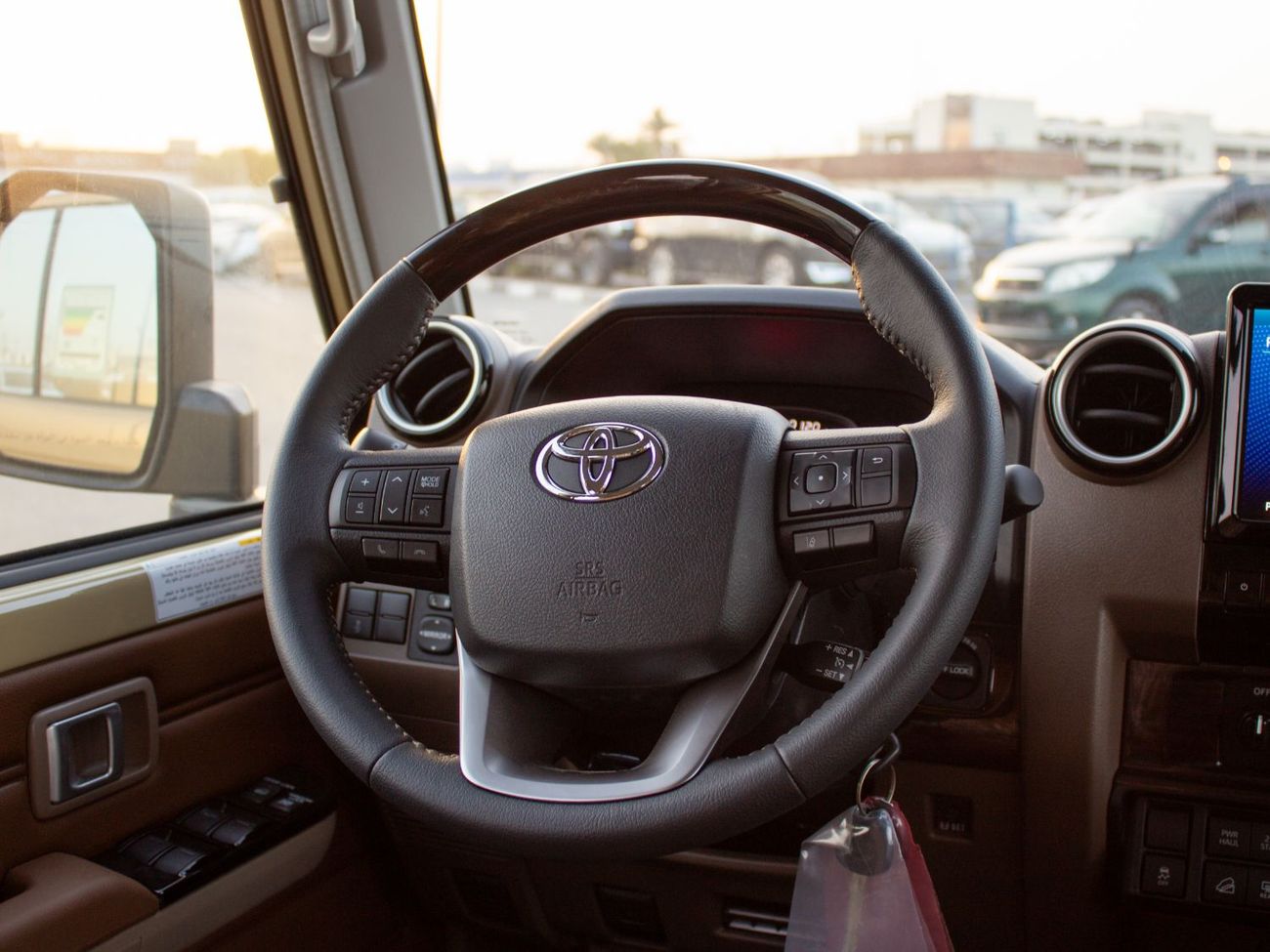 Toyota Land Cruiser 70 EXPORT ONLY - LC 76z FULL OPTION 2025 4.0 petrol