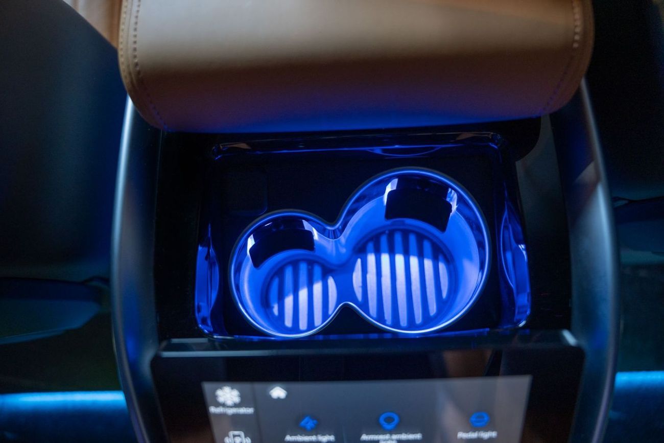 فورد تورنيو VIP Seats, Ambient Lights, Panoramic TV