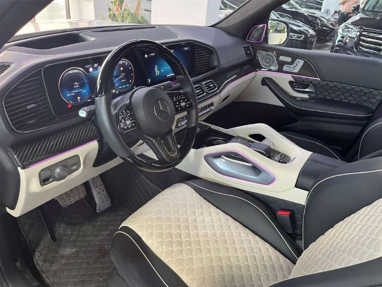 مرسيدس مايباخ gls600 مايباخ
