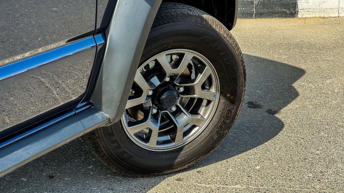 سوزوكي جيمني GLX AT 2026 (GCC Specs) 1.5L - Brand New 5 Doors