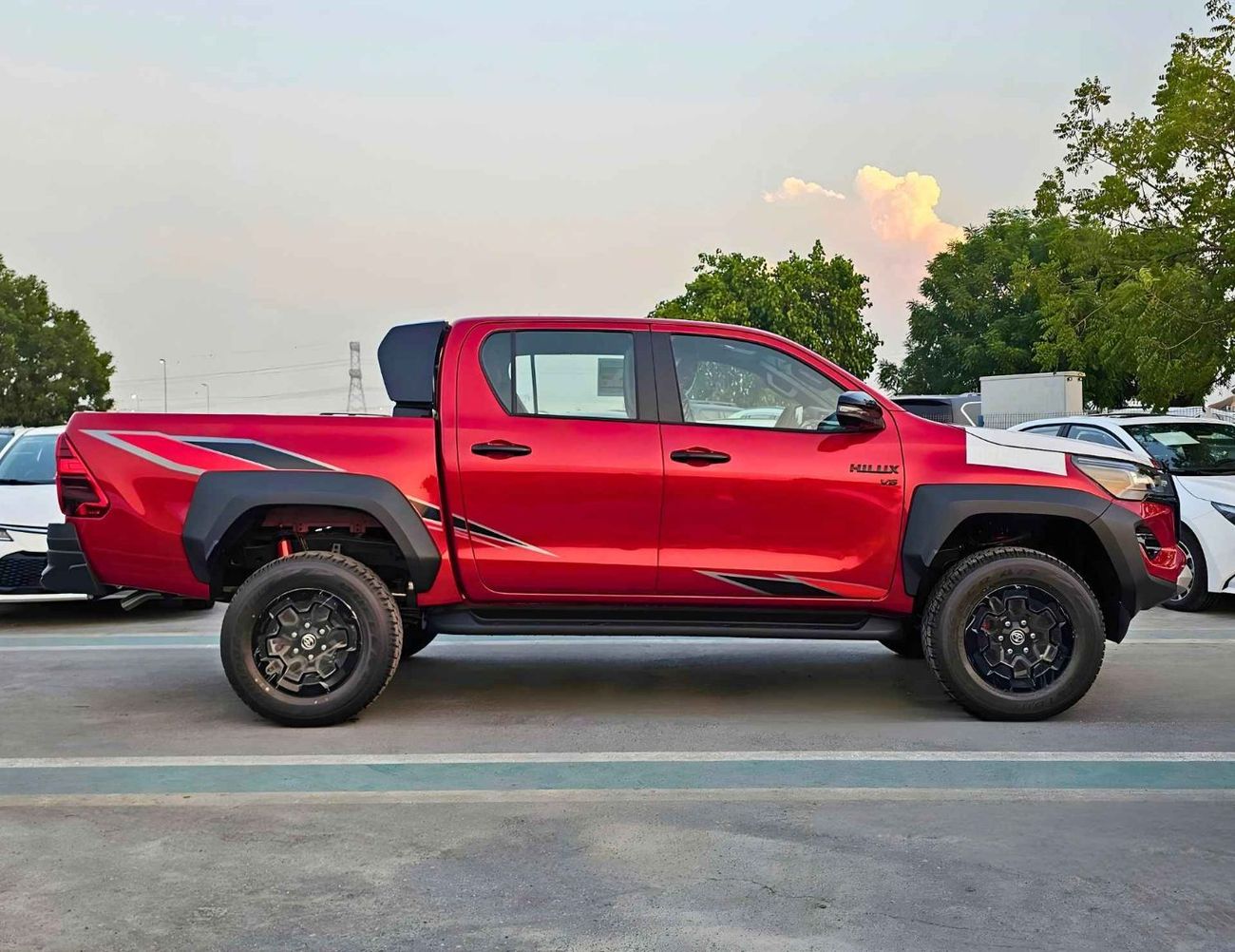 Toyota Hilux GR SPORT DOUBLE CABIN /  4.0L V6 PETROL / BLIND SPOT / 360*CAMERA / DRIVER PWR SEATS (CODE #H4GRY)