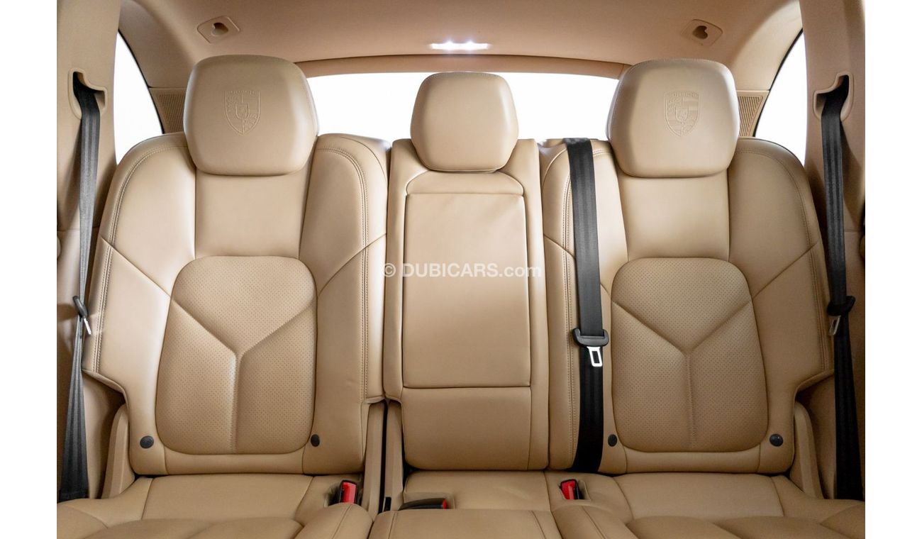 Porsche Cayenne 2018 Porsche Cayenne Platinum Edition / Full Porsche Service History