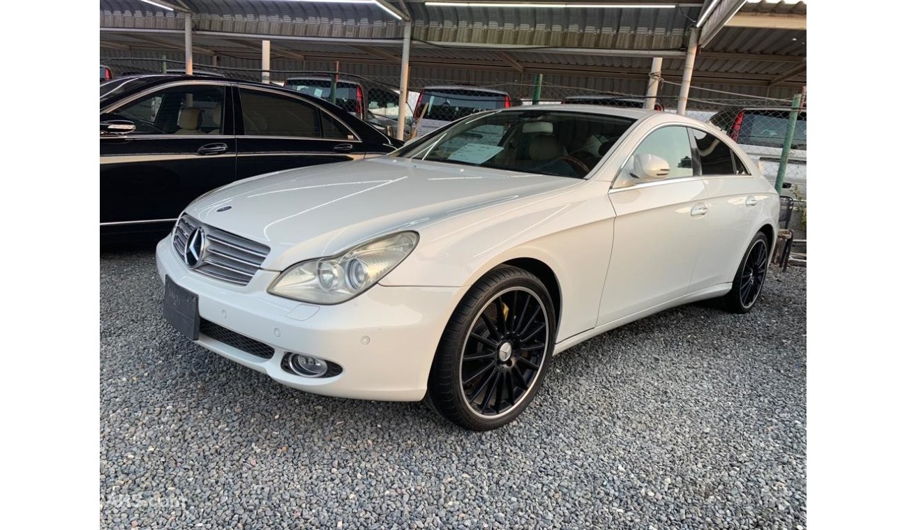 Mercedes-Benz CLS 550 IMPORT JAPAN V.C.C