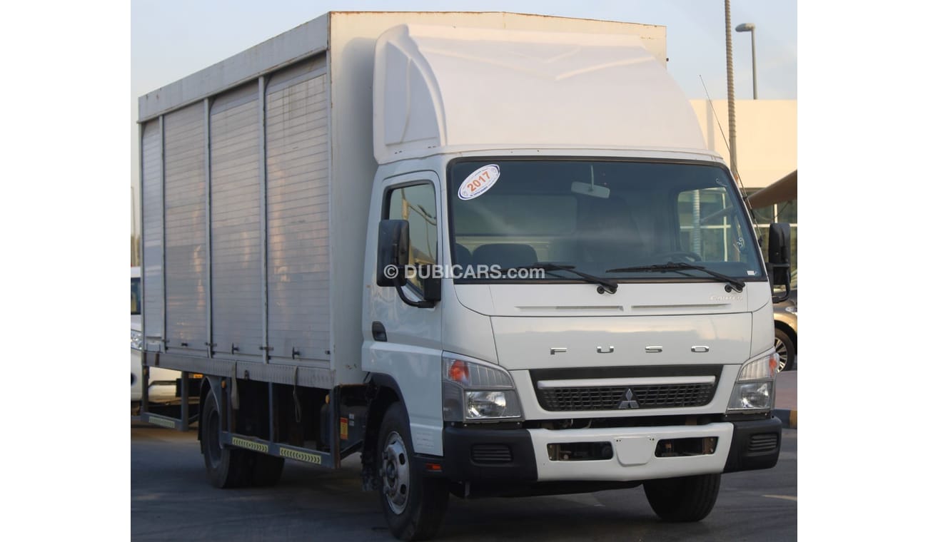 Mitsubishi Fuso Canter Mitsubishi Fuso 2017, GCC, in excellent condition, without accidents, very clean from inside and out