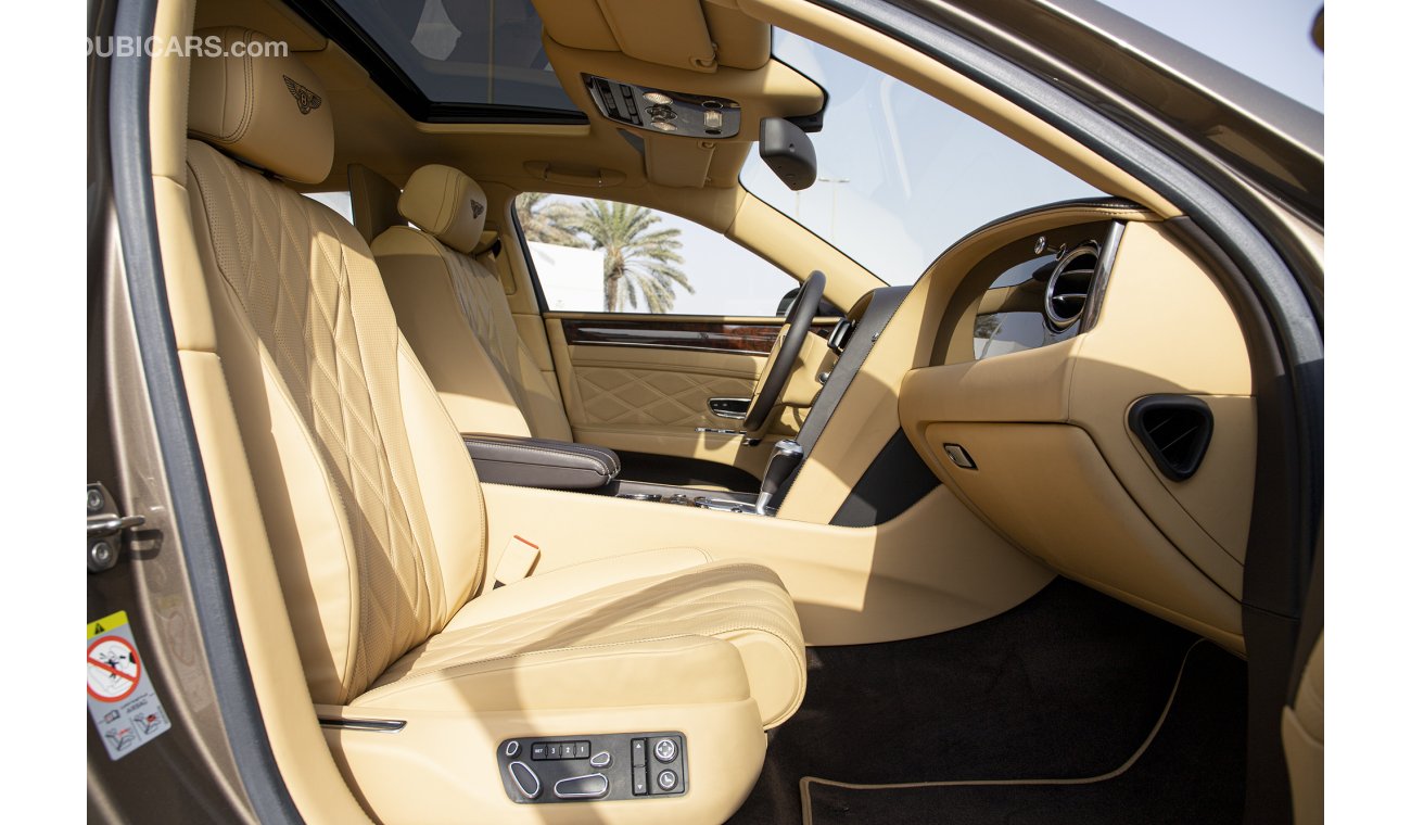 Bentley Continental Flying Spur W12 - 2014 - GCC - ASSIST AND FACILITY IN DOWN PAYMENT - 7585 AED/MONTHLY