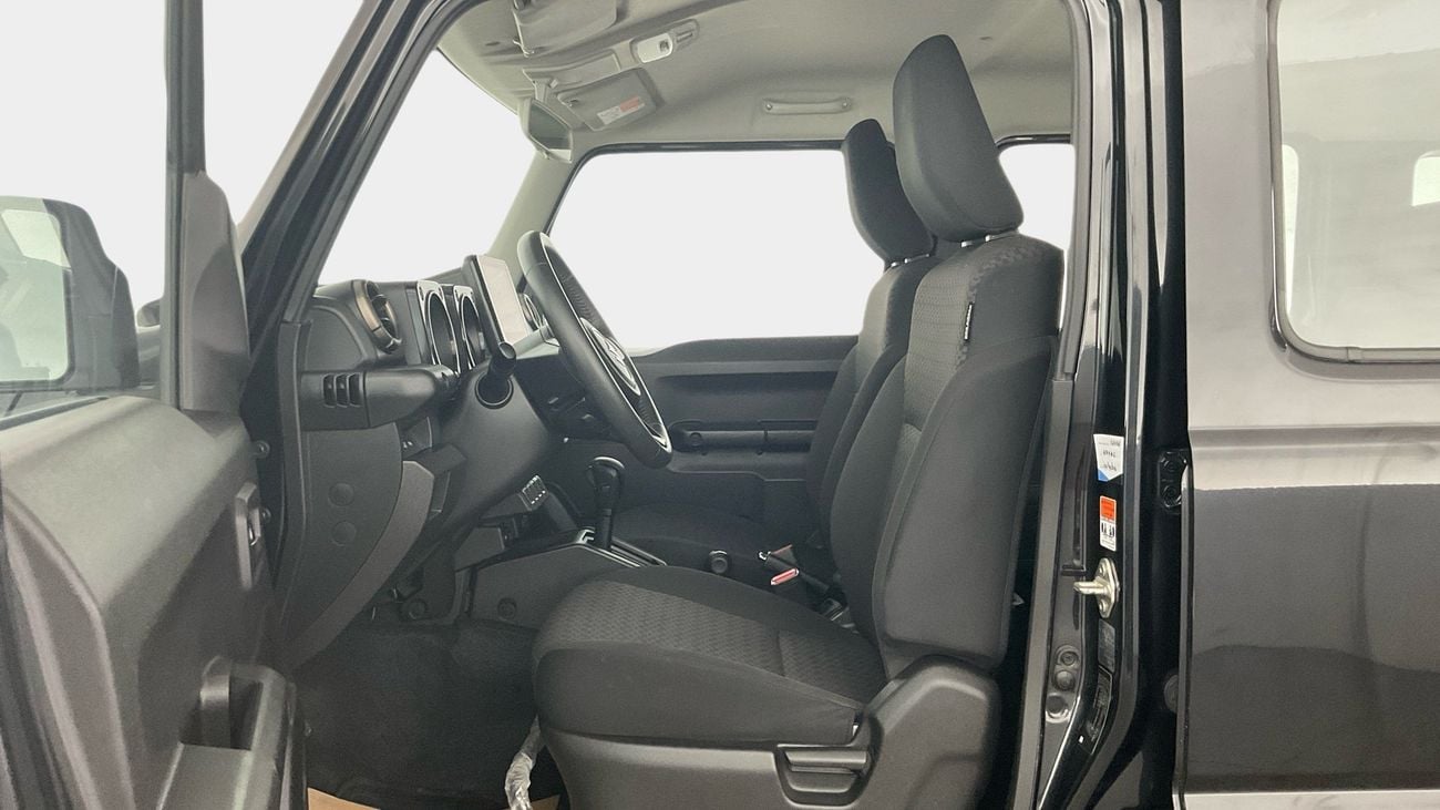 سوزوكي جيمني GLX | شامل الضمان | 0 ﺪﻔﻋﺓ ﺃﻮﻟﻯ