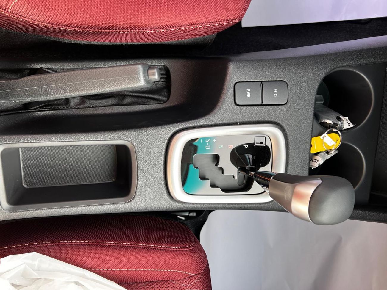 تويوتا هيلوكس S GLX 2.4L 4WD A/T