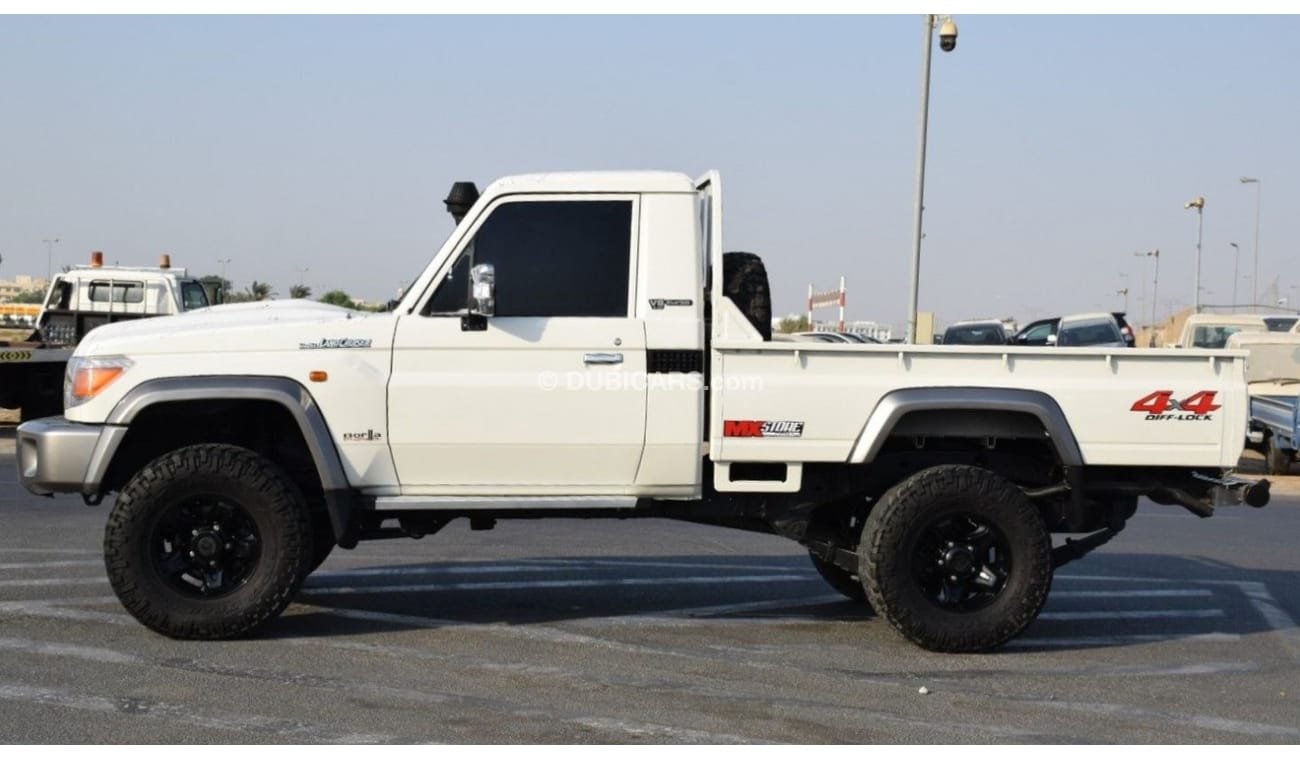 Toyota Land Cruiser Pick Up