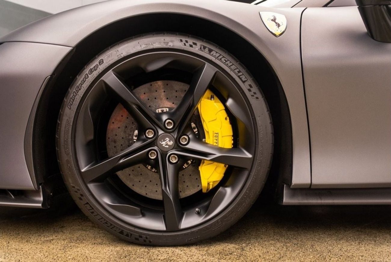 Ferrari SF90 Stradale Std ASSETTO FIORANO