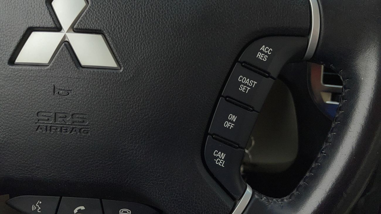 ميتسوبيشي باجيرو GLS HIGHLINE 3.8 | بدون دفعة مقدمة | اختبار القيادة في المنزل