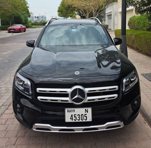 مرسيدس بنز GLB 250