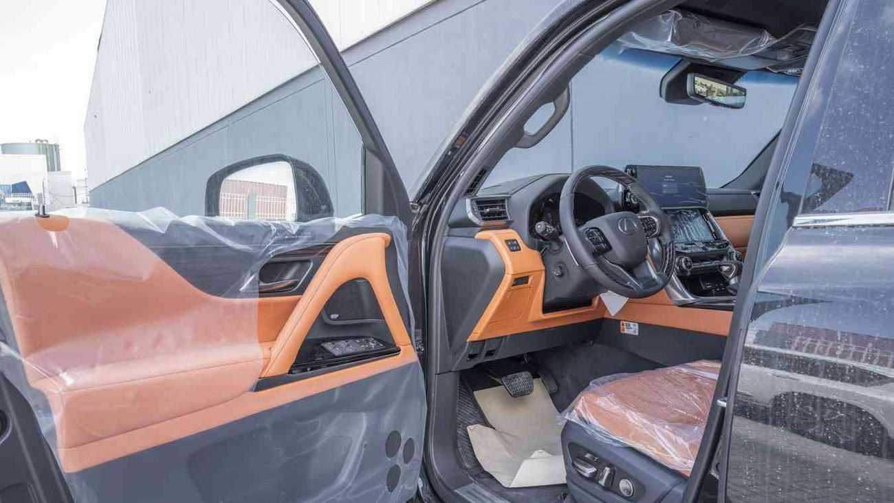 لكزس LX 700h VIP ECTAV0005 - لكزس LX700h F سبورت موديل 2026 - محرك هجين سعة 3.5 لتر، ناقل حركة أوتوماتيكي - لون أسود 