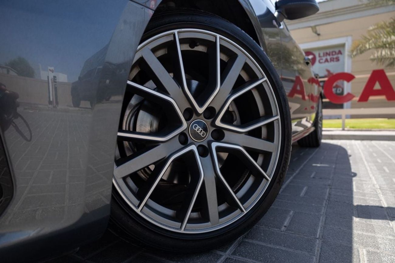 أودي A4 35 TFSI S Line 2.0L