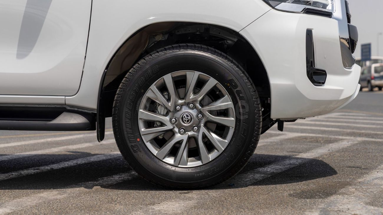 تويوتا هيلوكس (RHD) TOYOTA HILUX DC | EXPORT ONLY