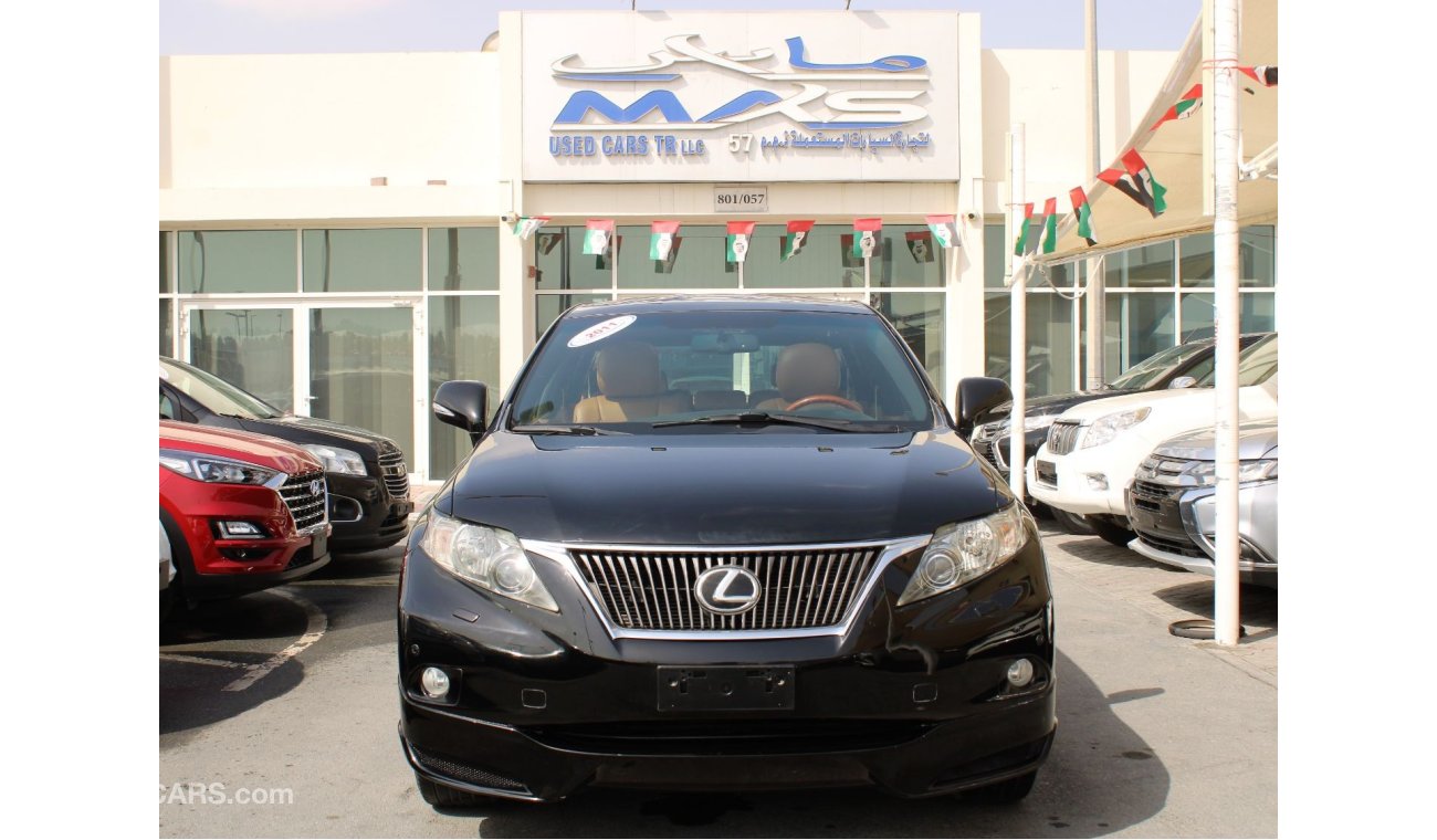 Lexus RX350 ACCIDENTS FREE - GCC - CAR IS IN PERFECT CONDITION INSIDE OUT