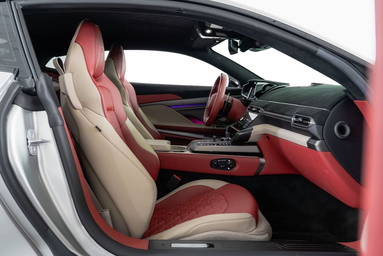 Aston Martin Vanquish STANDARD