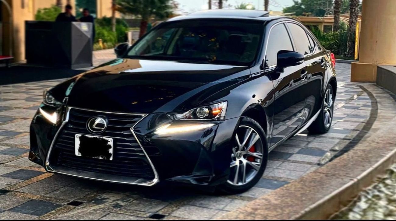 Lexus IS300 PREMIER Lexus IS 300 2019 | USA Specs | Sunroof | 92,000 KM | Black
