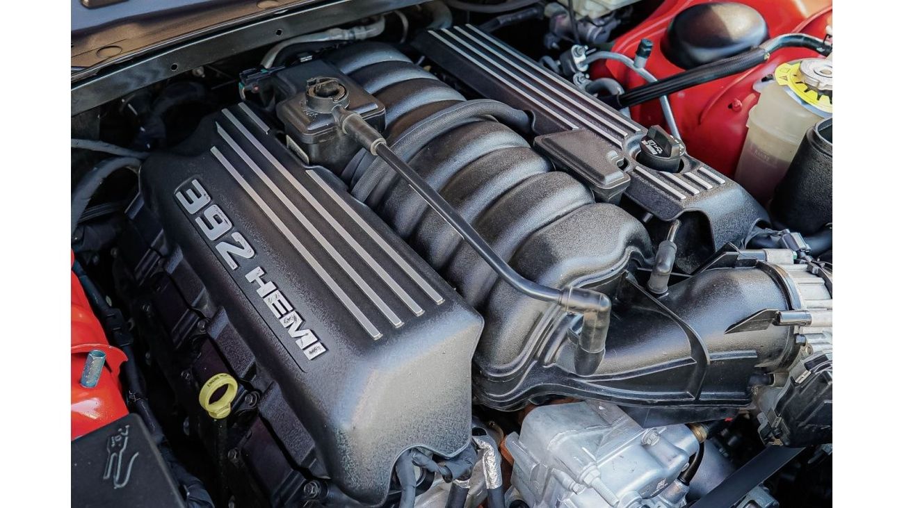 Dodge Charger SRT 392