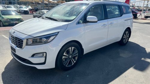 كيا كارنيفال Kia carnival 3.5 car very good condition